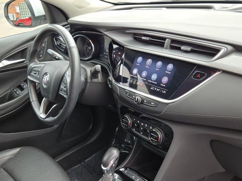 Used 2022 Buick Encore GX Essence w/ Experience Buick Package image 10