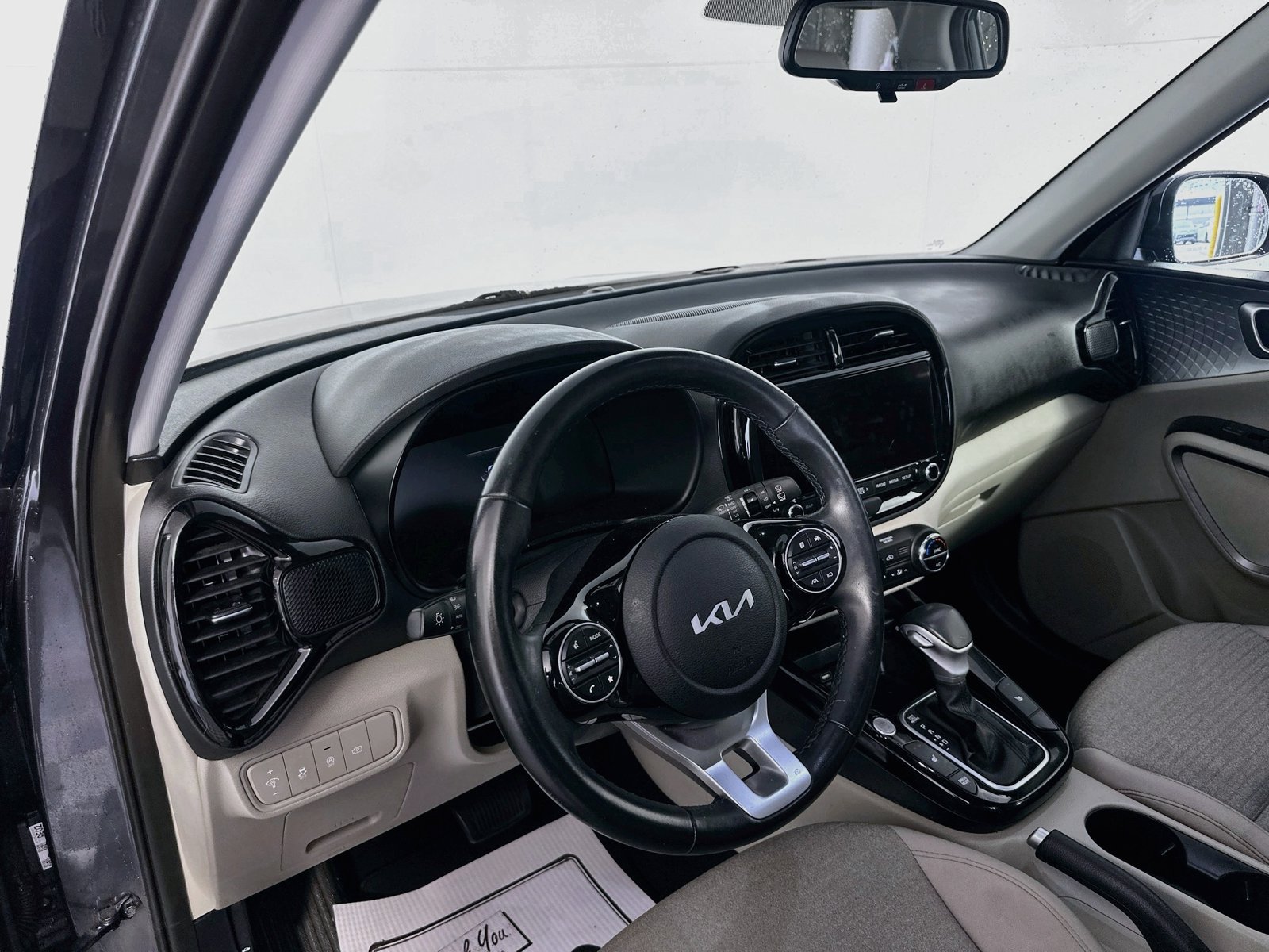 Used 2023 Kia Soul EX FWD image 9