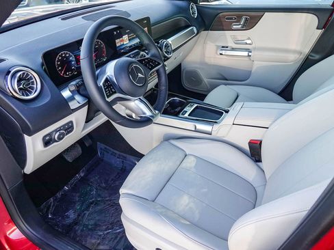 New 2026 Mercedes-Benz GLB 250 image 16