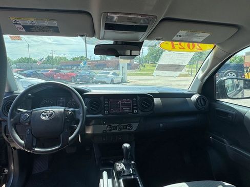 Used 2021 Toyota Tacoma SR w/ SR Convenience Package RWD image 9