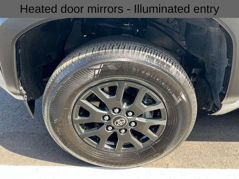 Used 2025 Toyota 4Runner SR5 image 15