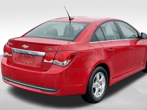 Used 2012 Chevrolet Cruze LT w/ RS Package FWD image 7