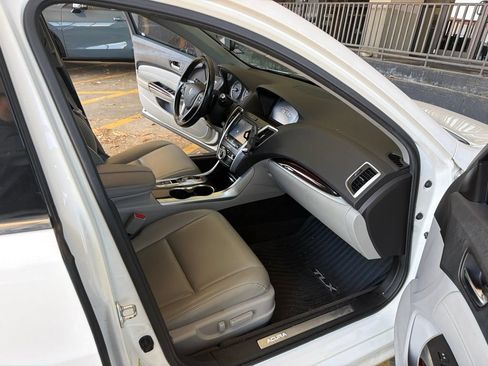 Used 2015 Acura TLX V6 FWD image 16