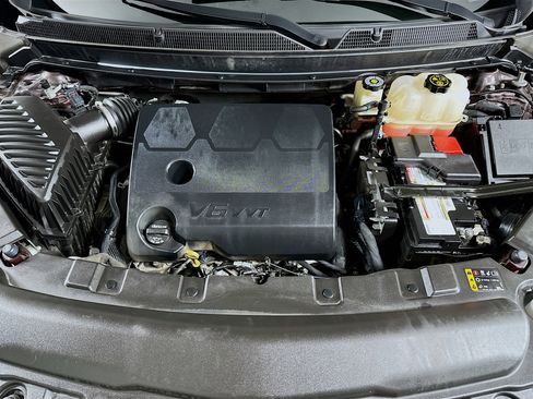 Used 2020 Buick Enclave Avenir w/ Avenir Technology Package image 32