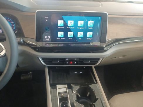 New 2026 Volkswagen Atlas SE AWD/4WD image 17