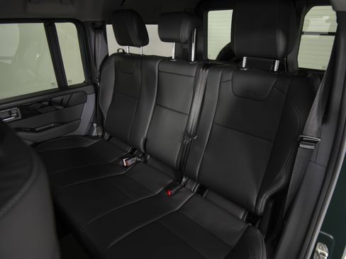 New 2025 INEOS Grenadier Fieldmaster Edition image 34