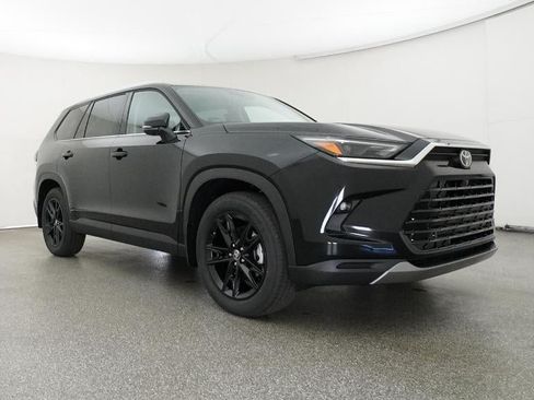 New 2026 Toyota Grand Highlander AWD image 29
