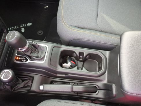 New 2026 Jeep Gladiator Sport image 15