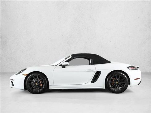 Used 2020 Porsche 718 Boxster image 9