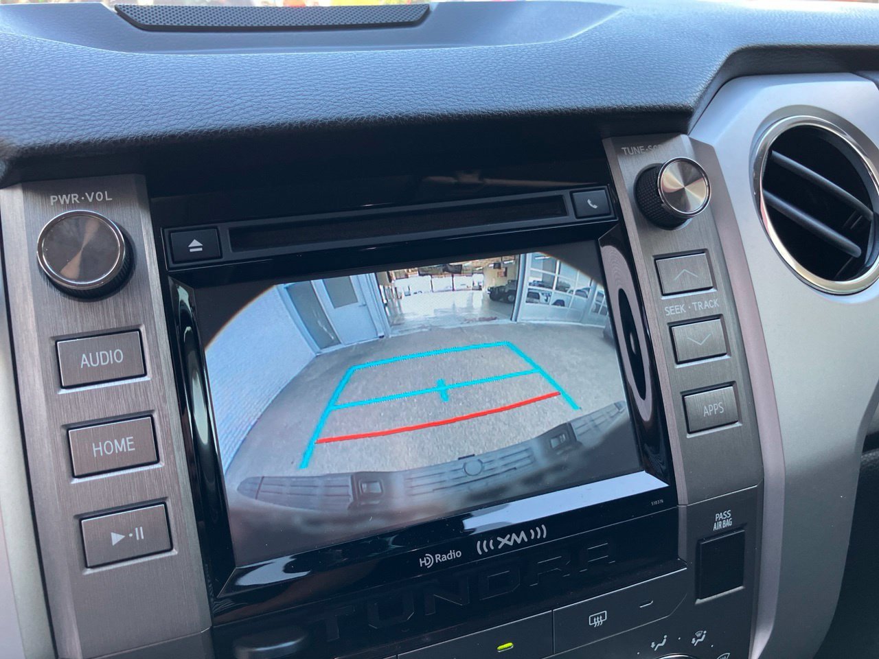 Used 2019 Toyota Tundra SR5 w/ SR5 Upgrade Package RWD image 10