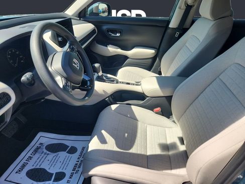 Certified 2026 Honda HR-V LX image 9