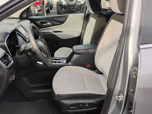Used 2023 Chevrolet Equinox LT image 13