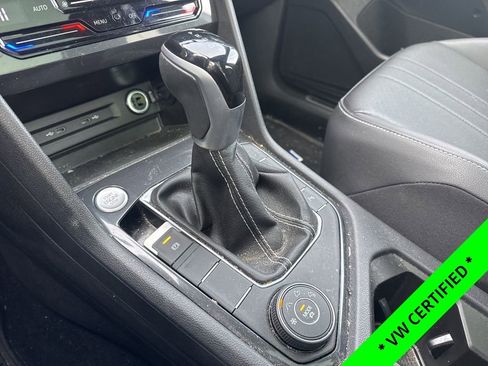 Certified 2023 Volkswagen Tiguan SE R-Line image 25