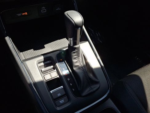 Used 2023 Honda CR-V LX image 18