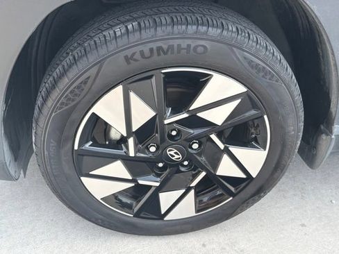 Certified 2024 Hyundai Kona SEL w/ Convenience Package FWD image 10