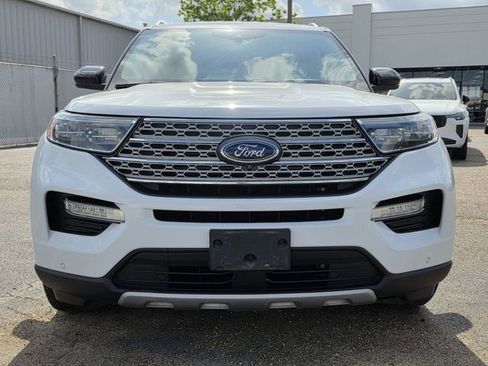 Used 2022 Ford Explorer Limited image 2