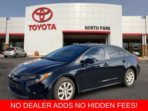 Certified 2026 Toyota Corolla LE FWD image 1