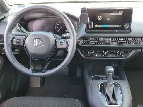 Used 2024 Honda HR-V Sport image 9