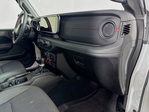 Used 2024 Jeep Wrangler Rubicon w/ Safety Group image 31