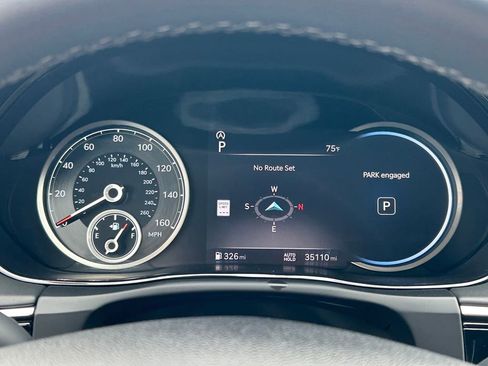 Used 2025 Genesis GV70 2.5T image 33