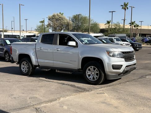 Used 2019 Chevrolet Colorado LT RWD image 8