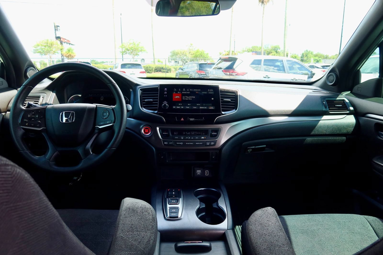 Used 2022 Honda Pilot Sport image 13