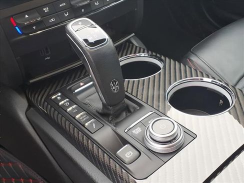 Used 2021 Maserati Ghibli Trofeo image 11