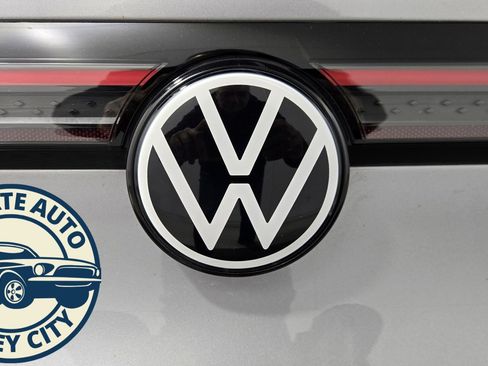 Used 2023 Volkswagen ID.4 Pro S image 29