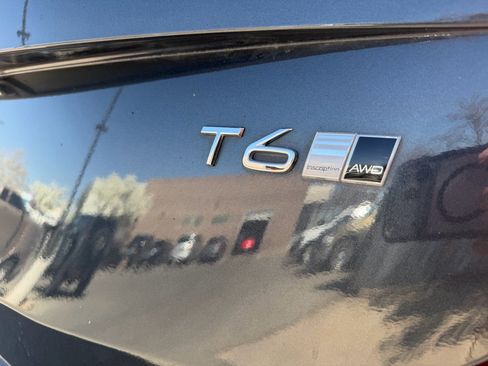 Used 2016 Volvo XC90 T6 Inscription w/ Vision Package image 8