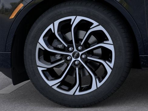 New 2026 Lincoln Nautilus Reserve AWD/4WD image 19