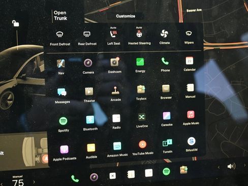 Used 2021 Tesla Model 3 Standard Range Plus image 17