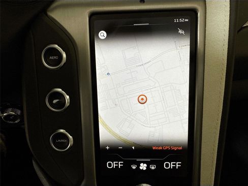 Used 2024 McLaren 750S Spider image 17