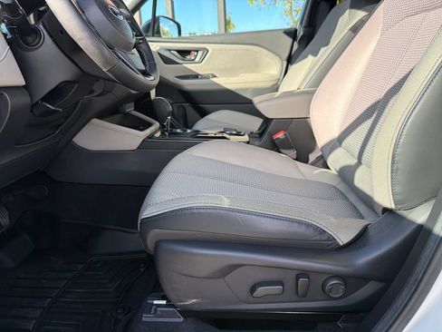 Certified 2026 Subaru Forester Premium AWD/4WD image 21
