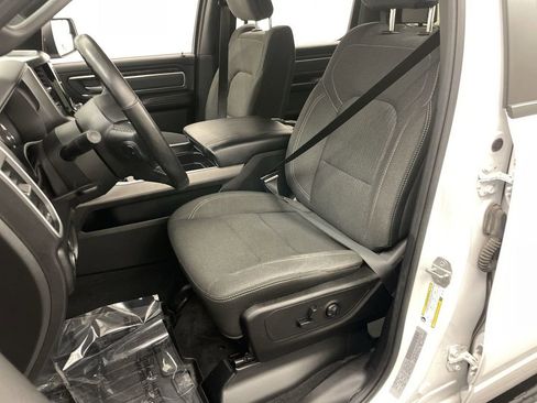 Used 2019 RAM 1500 Big Horn AWD/4WD image 13