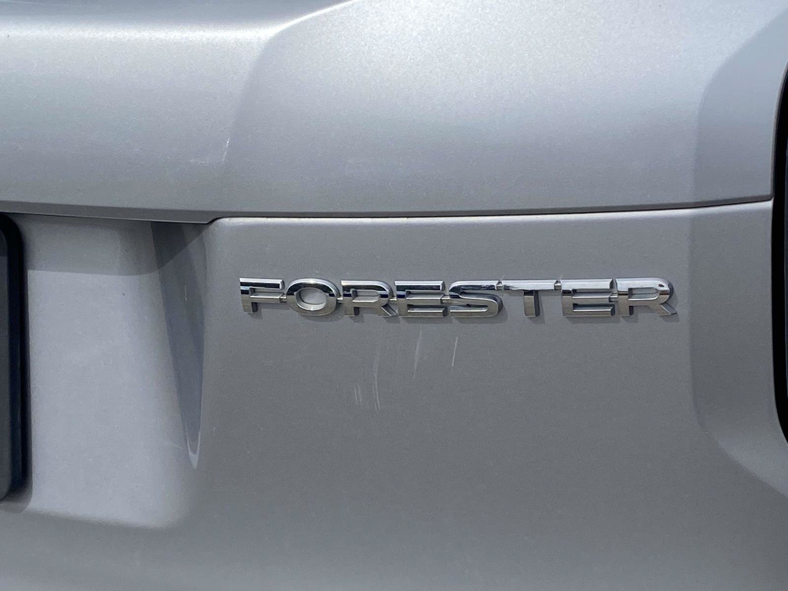 Used 2018 Subaru Forester 2.5i w/ Alloy Wheel Package AWD/4WD image 11
