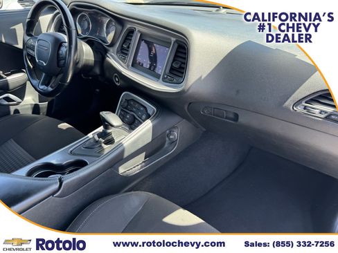 Used 2022 Dodge Challenger GT RWD image 7