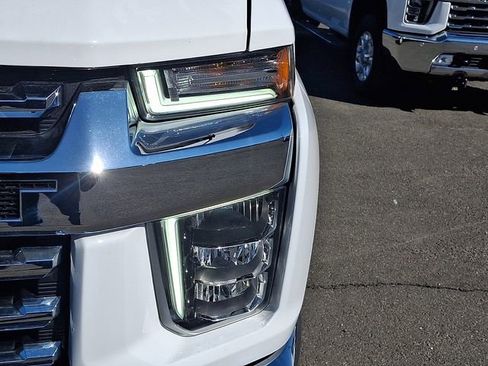 Used 2023 Chevrolet Silverado 3500 LTZ w/ LTZ Convenience Package AWD/4WD image 27