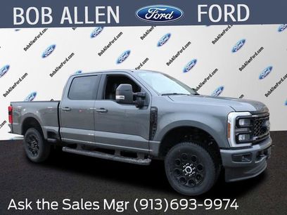 New 2026 Ford F250 Lariat w/ Black Appearance Package