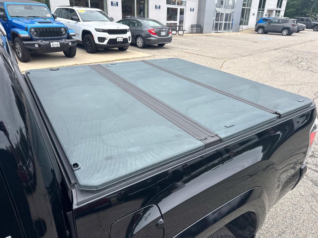 Used 2020 Toyota Tacoma Limited AWD/4WD image 28