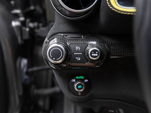Used 2023 Ferrari 812 Competizione RWD image 31