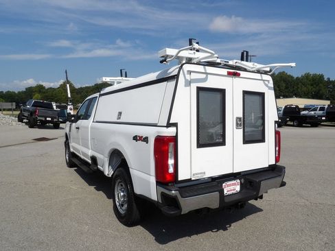 Used 2023 Ford F250 XL w/ XL Driver Assist Package AWD/4WD image 5