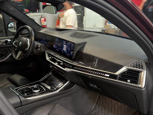 Used 2023 BMW X7 M60i w/ Executive Package AWD/4WD image 19