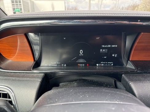 Used 2018 Lincoln Navigator L Reserve w/ Technology Package AWD/4WD image 12