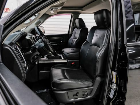 Used 2016 RAM 2500 Laramie w/ Sport Appearance Group AWD/4WD image 45