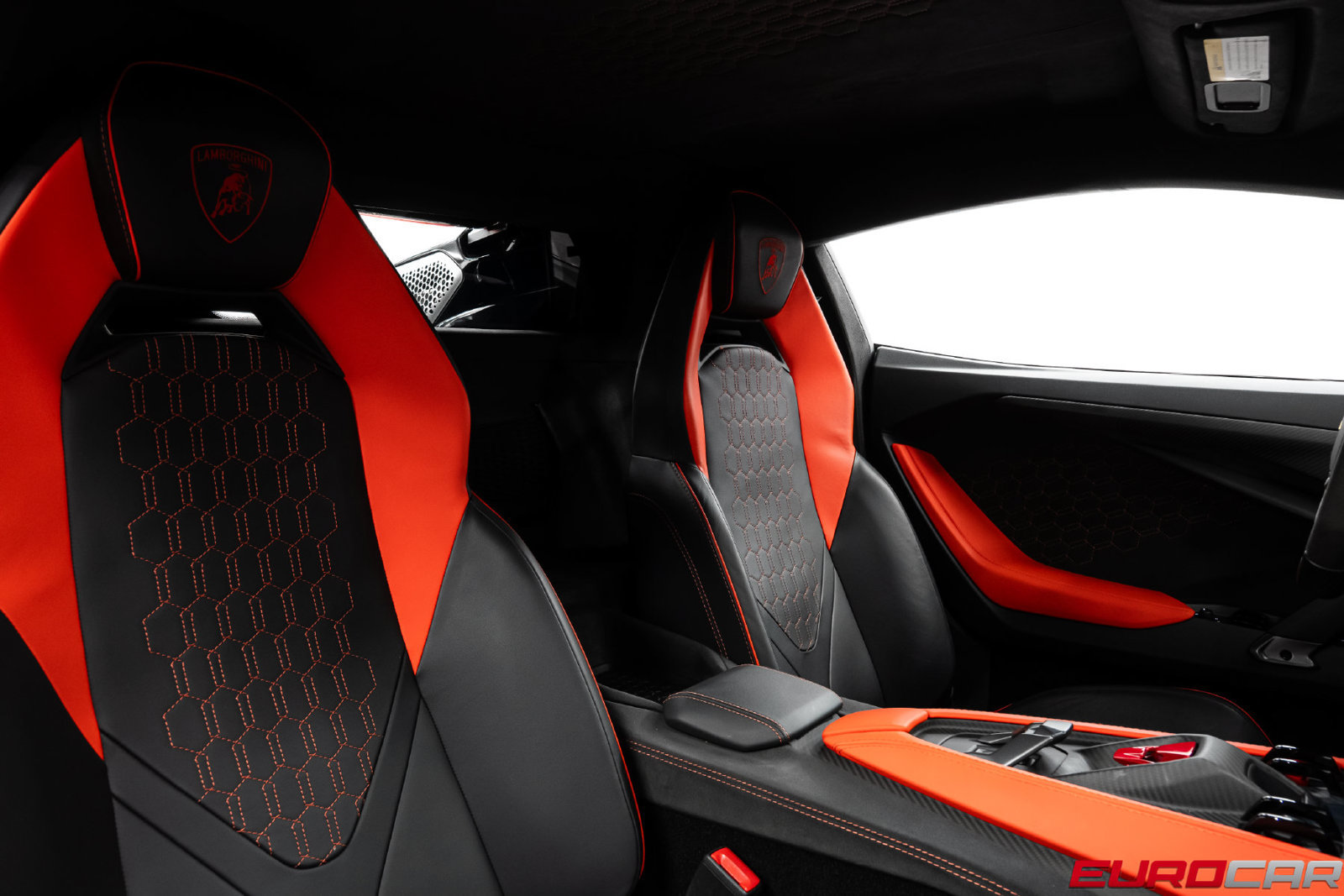 Used 2025 Lamborghini Revuelto AWD/4WD image 44
