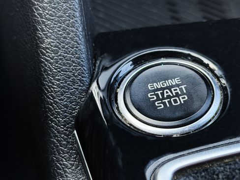 Used 2024 Kia Sportage EX FWD image 14