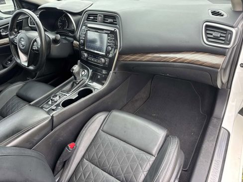 Used 2016 Nissan Maxima Platinum FWD image 9