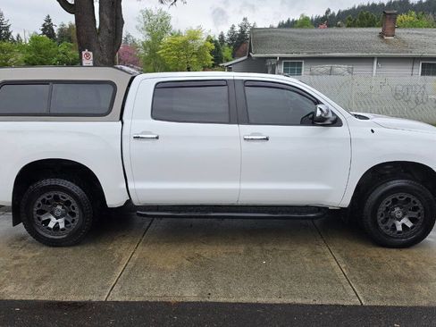 Used 2010 Toyota Tundra Limited AWD/4WD image 4