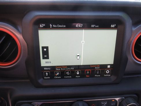 Used 2022 Jeep Gladiator Mojave w/ Cold Weather Group AWD/4WD image 26