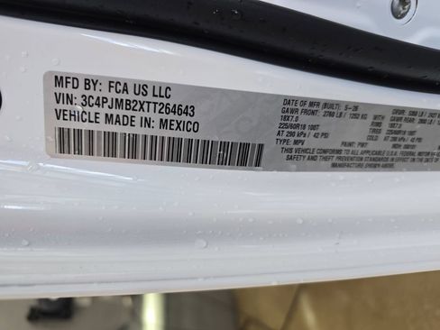 New 2026 Jeep Cherokee Laredo AWD/4WD image 35